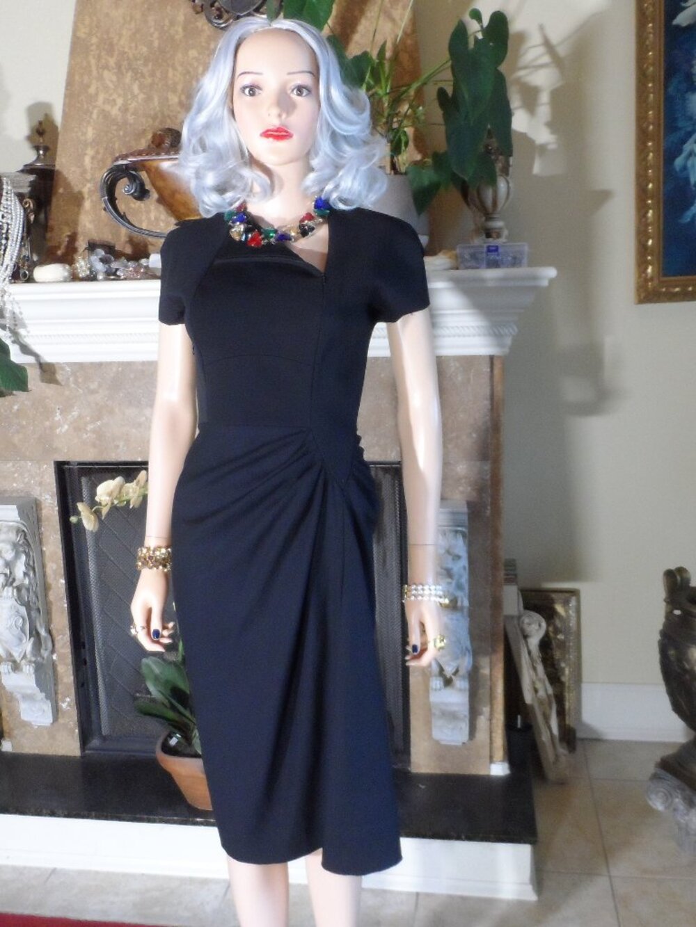 New Victoria Beckham Black Ruched Sheath Dress Size US 6